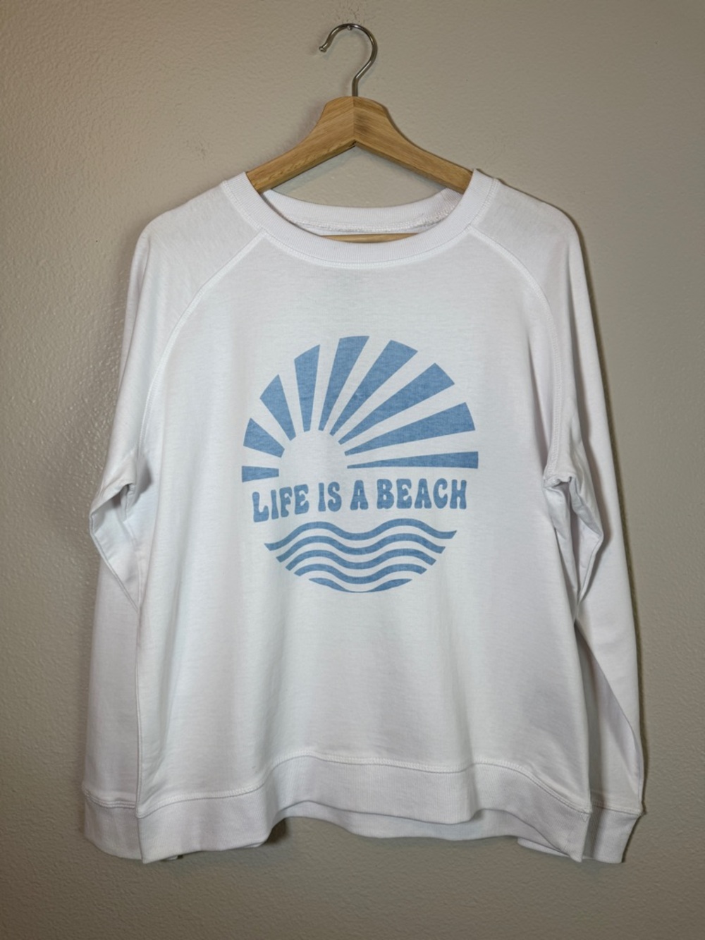 NWT Caribbean Joe Life Is A Beach Sweatshirt SZ Large Pullover Graphic Coastal
